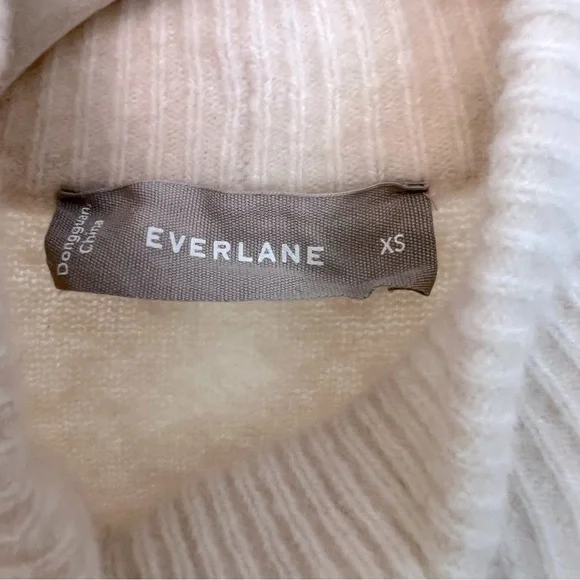 Everlane Yak Wool Mockneck Sweater Cream XS Cozy Neutral Contemporary Minimal - Picture 2 of 6